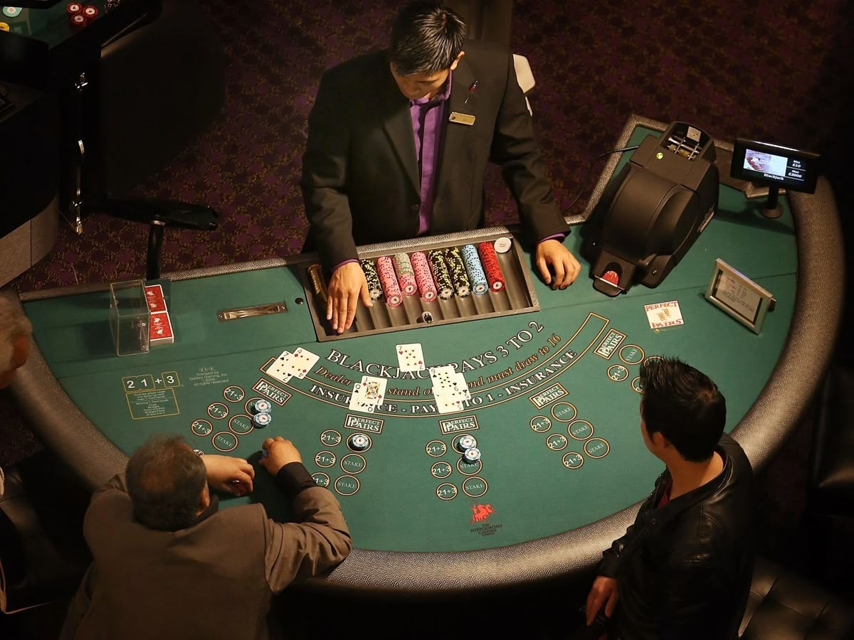 AllJ Slots کیسینو میں پوکر گیمز