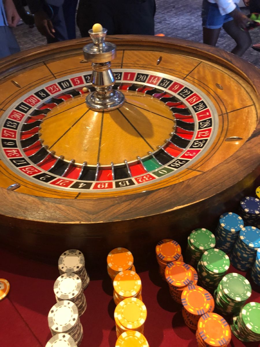 AllJ Slots کھلاڑیوں کے لیے لائیو کیسینو سیکشن